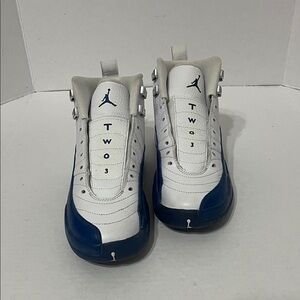 Nike Kids White and Navy Sneakers